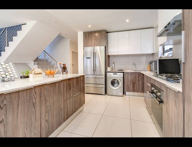 3 BEDROOM HOUSE FOR SALE IN BRYANSTON